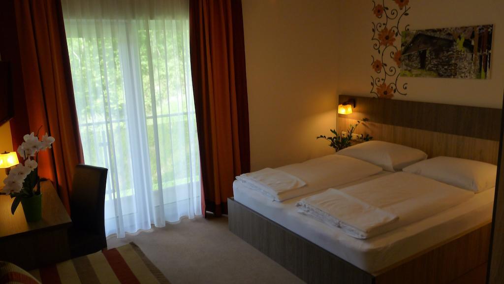 Hotel Alta Vista Neukirchen am Grossvenediger Bagian luar foto